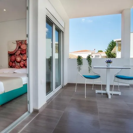 Studios Central Potos Aparthotel