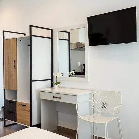 Studios Central Potos Potos